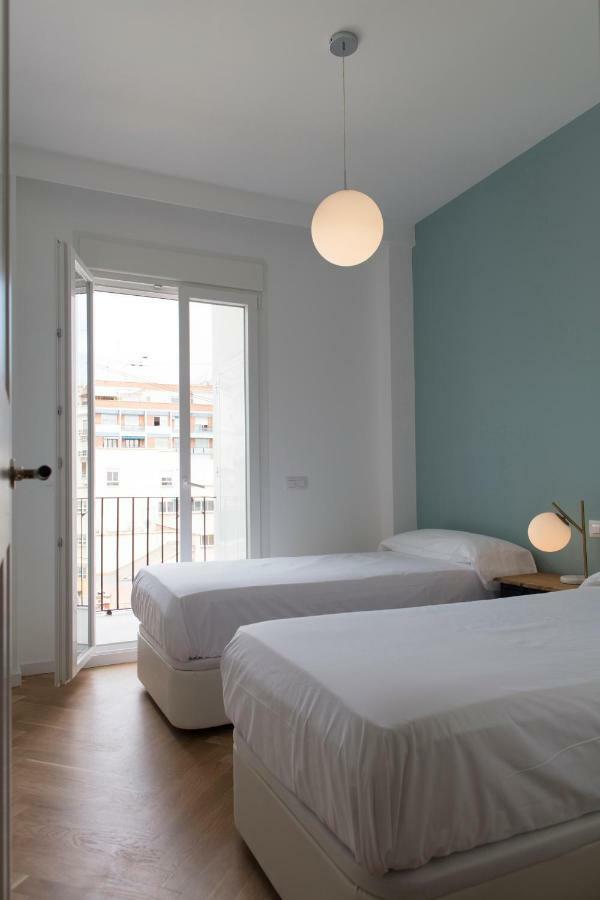 Florit Flats - Chic And Central In A Lively But Quiet Area All Walking Distance Valensiya Dış mekan fotoğraf